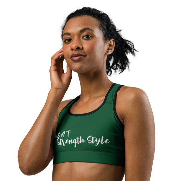 Women’s Moisture-Wicking Green Sports Bra with Support – Scoop Neck Racerback for Yoga, Gym, and Running