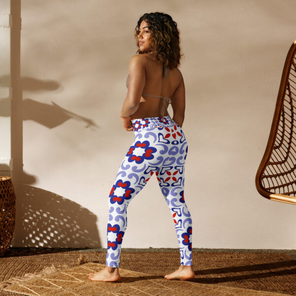 Artistic Baroque Tile Yoga Legging – Blue & Red