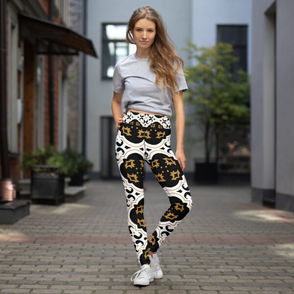 Artistic Baroque Tile Yoga Legging – White & Gold