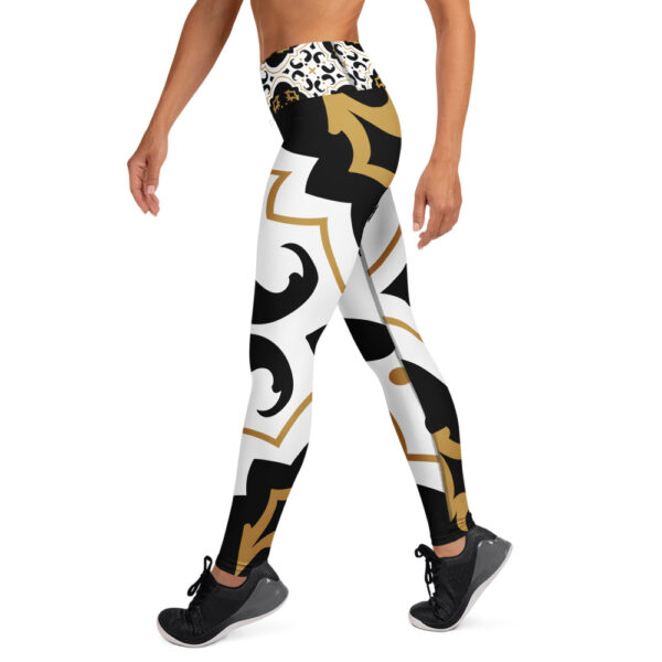 Artistic Baroque Tile Yoga Legging – White & Gold